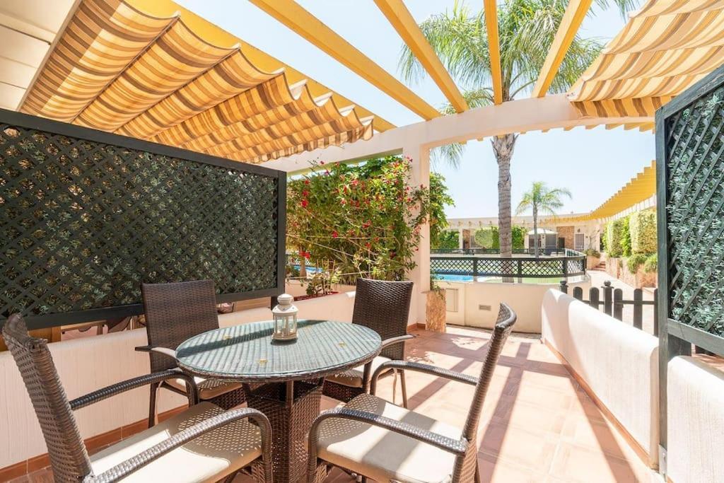 Magnifico Adosado Con Piscina Y Barbacoa Villa Campoamor Eksteriør billede