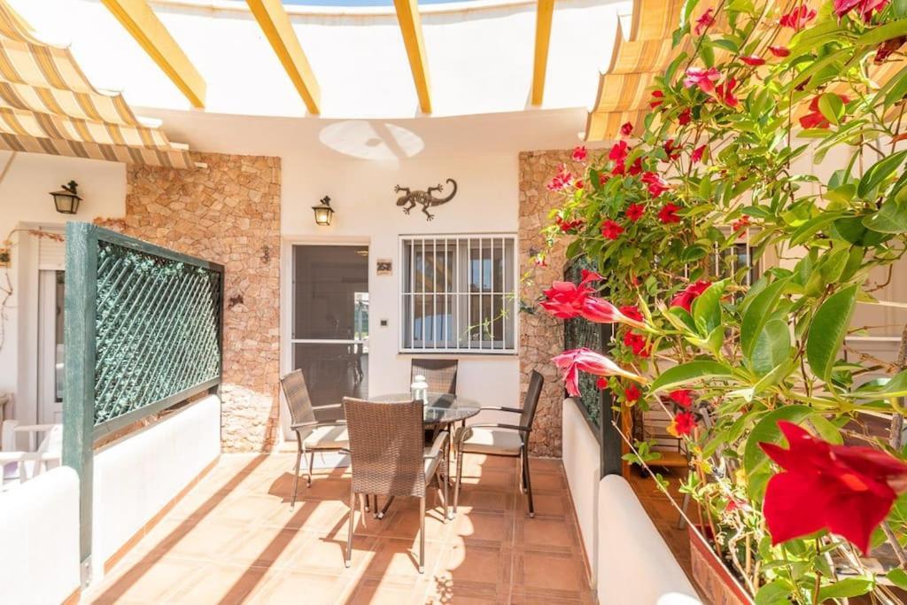 Magnifico Adosado Con Piscina Y Barbacoa Villa Campoamor Eksteriør billede